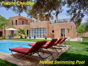 Villa Scil de luxe, Piscine chauffée, 3 Suites, Hamam, Jacuzzi extérieur, salle de sport, vue sur l'Atlas, Parkings Privé, Pas de Vis à Vis !